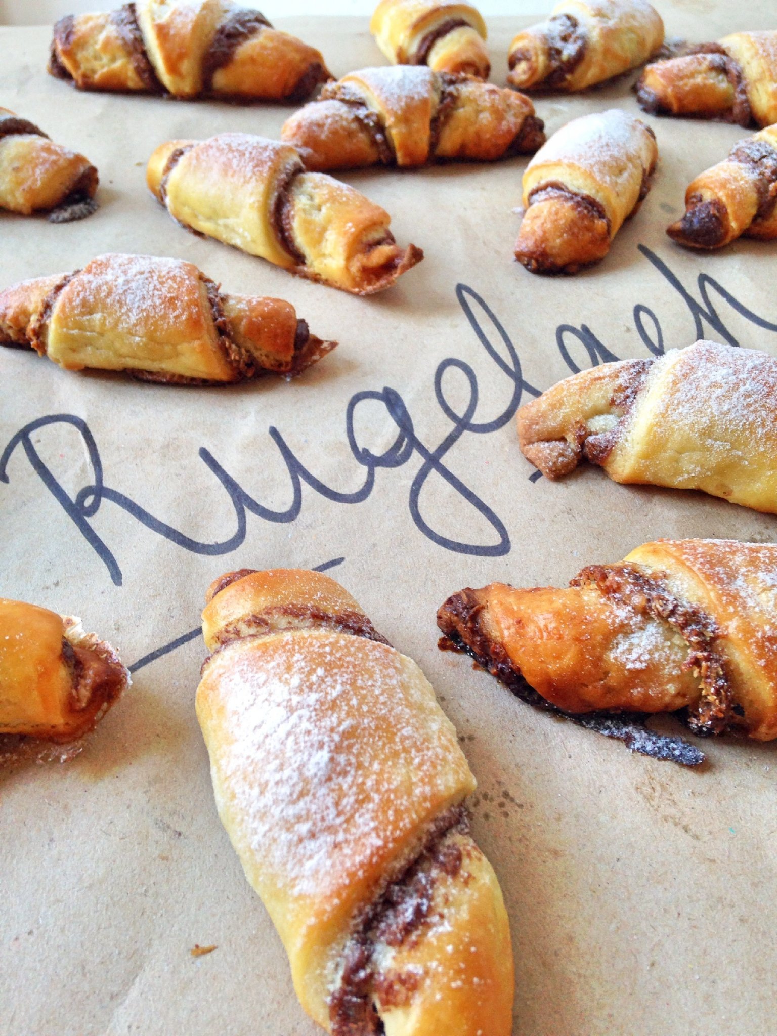 Porno chekkasida jinsiy aloqani aks ettiruvchi frantsuz arthouse filmlarini tomosha qiling. Xotin erining dosti porno surat